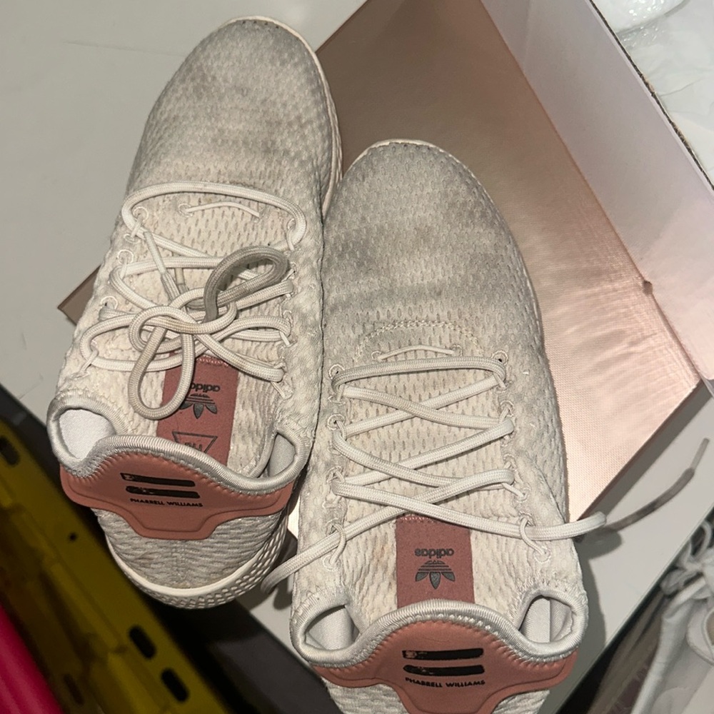 Adidas originals Pharrell Williams sneakers shoes USED Bloggers Favorite